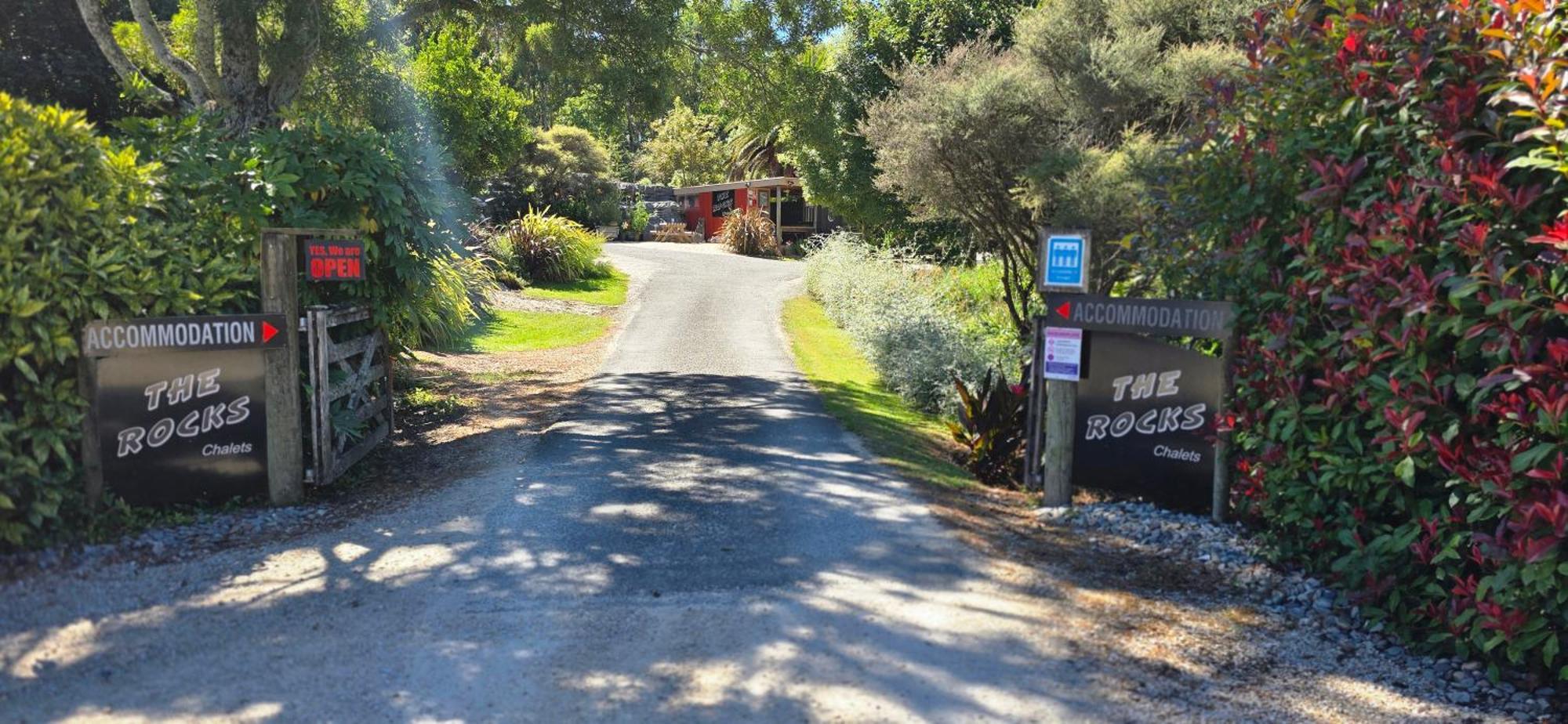 The Rocks Chalets Takaka Exterior foto